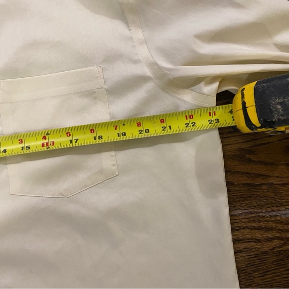 Men L Regular fit Stretch Ultra wrinkle free tan/ beige button up - Picture 8 of 9